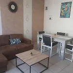 Au Bon Pasteur Apartment