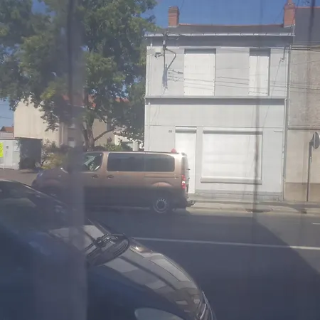 Au Bon Pasteur *
