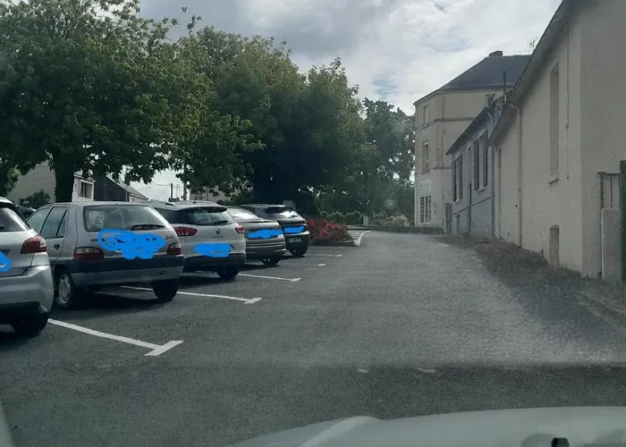 Au Bon Pasteur Apartament Cholet